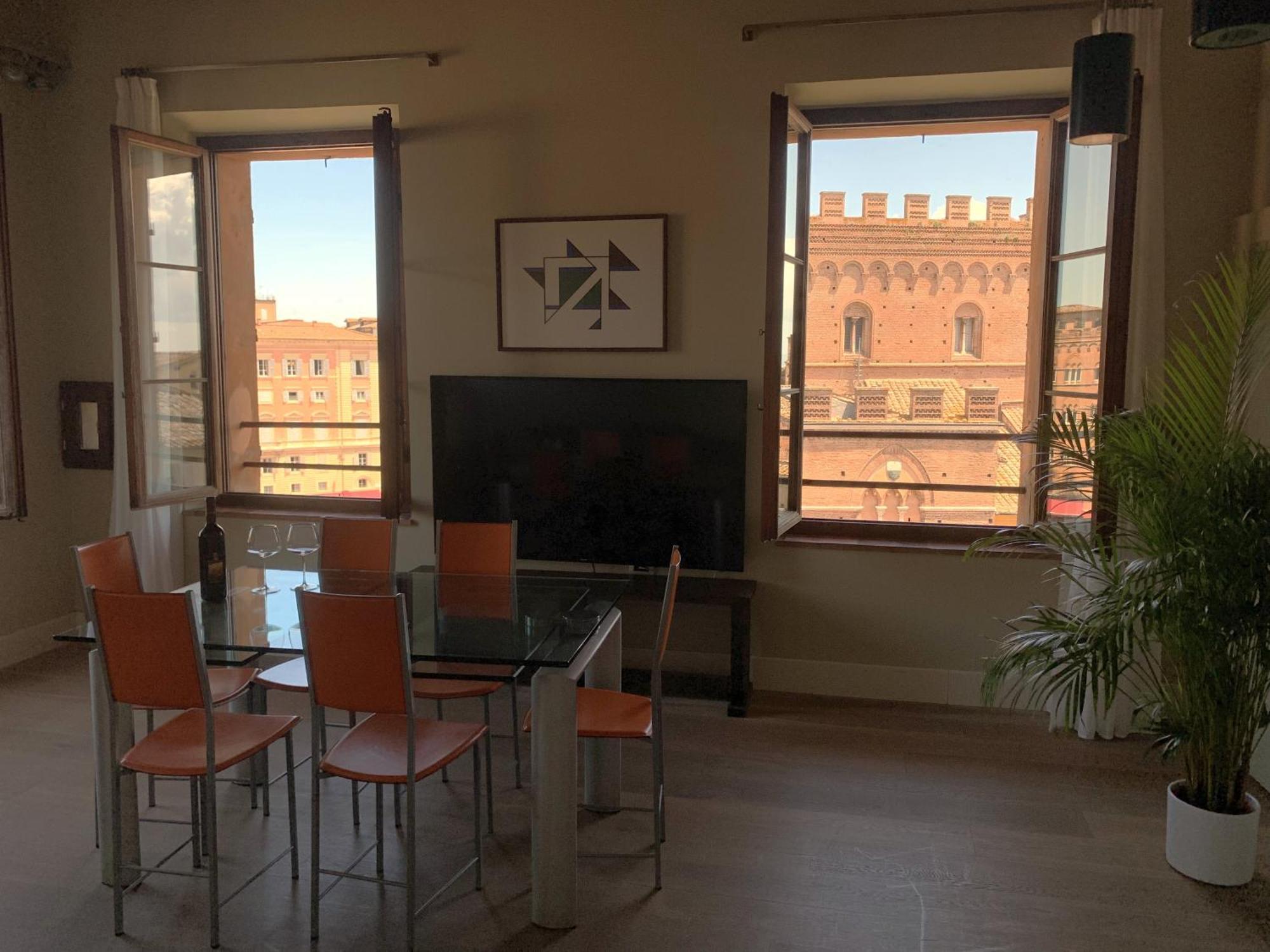 Apartment Torre Dei Lambertini Windows On Piazza Del Campo - Residenza D'epoca *