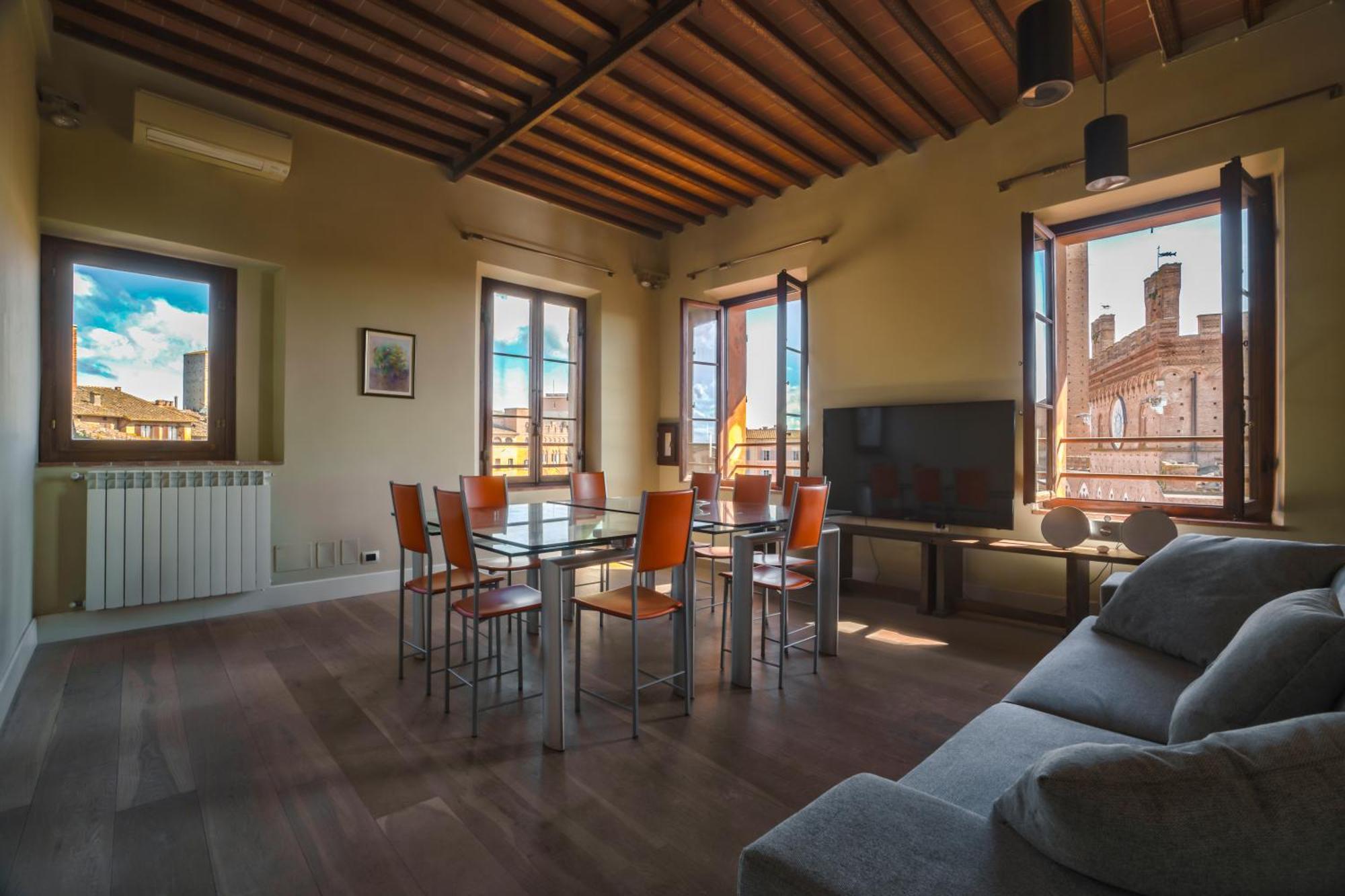 Torre Dei Lambertini Windows On Piazza Del Campo - Residenza D'epoca Apartment Siena